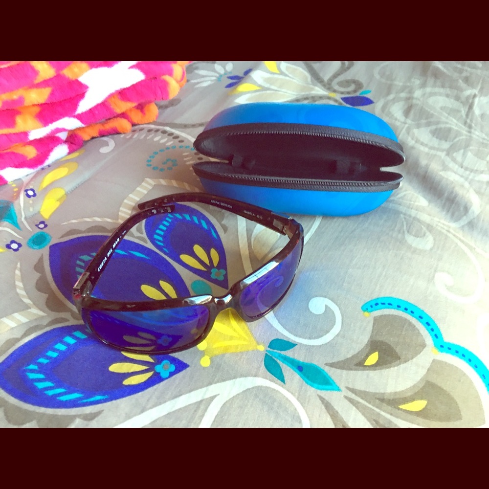 Costa Del Mar ISABELA polarized sunglasses + case